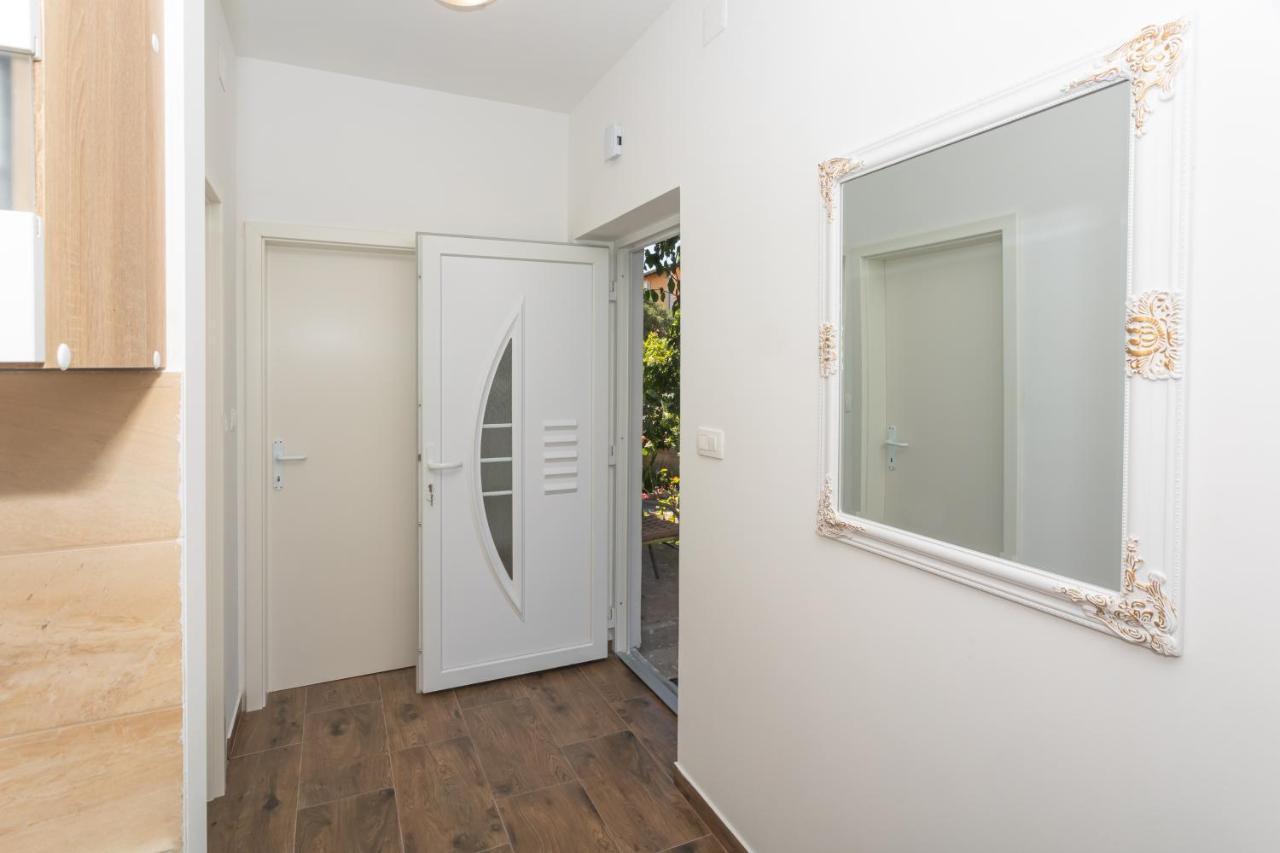 Mara Apartment Šibenik Exterior foto